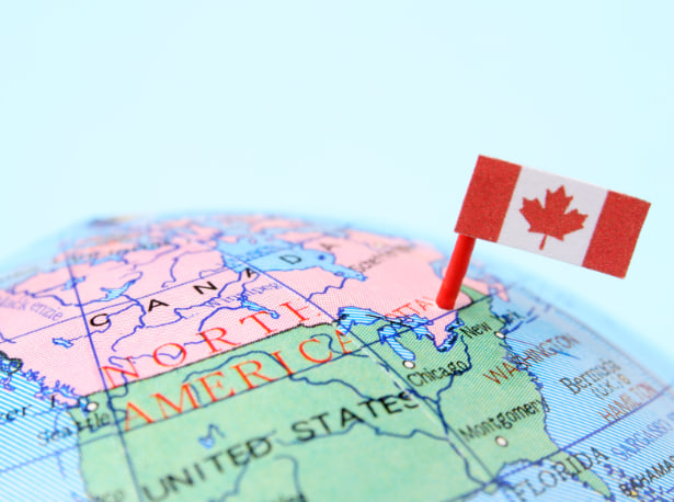 сколько стоит жизнь в канаде фото